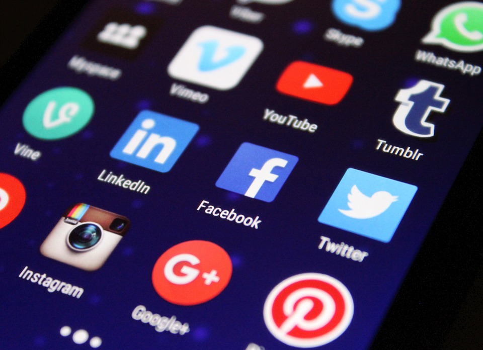 4 Tips To Bolster Your Business’s Social Media Presence In No Time